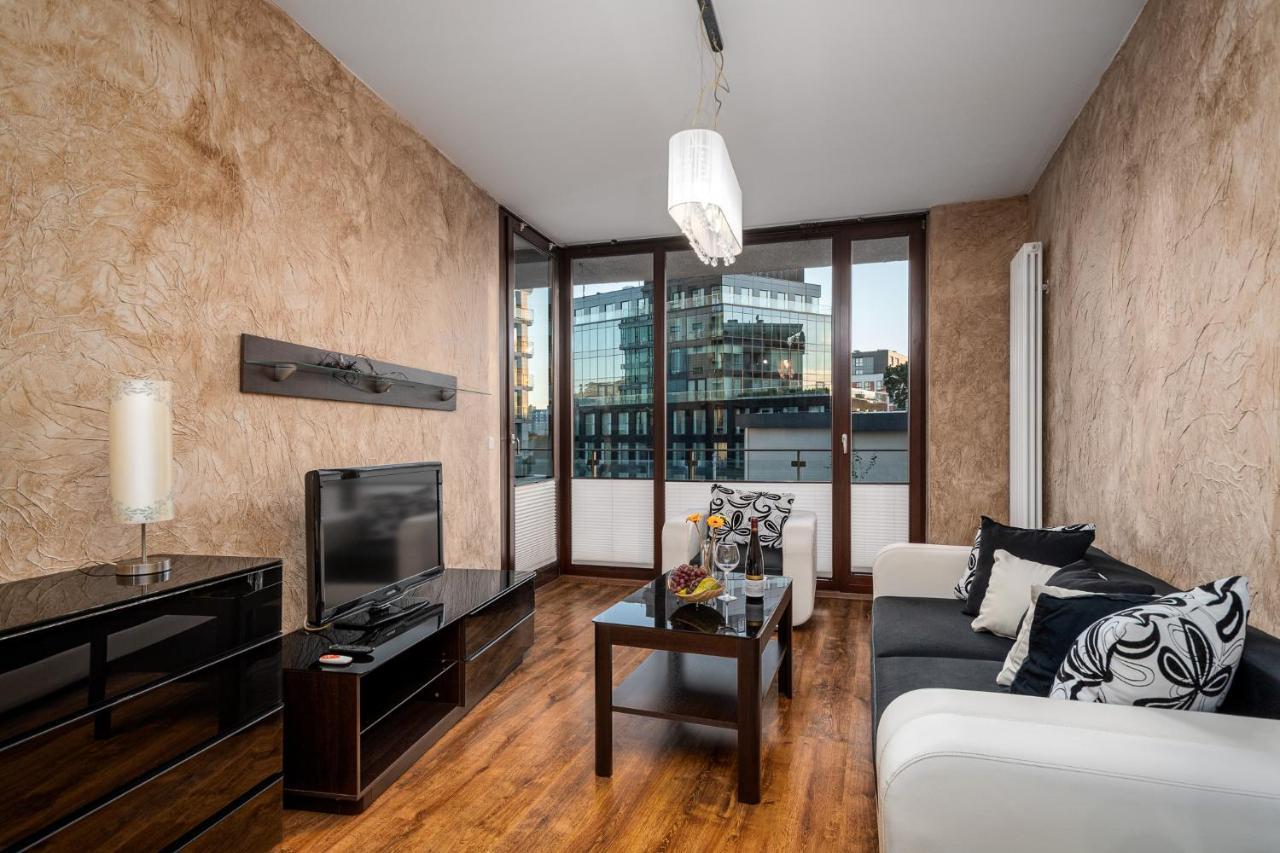 Apart D&K Free Parking Grojecka 194 Apartment Warsaw Ngoại thất bức ảnh